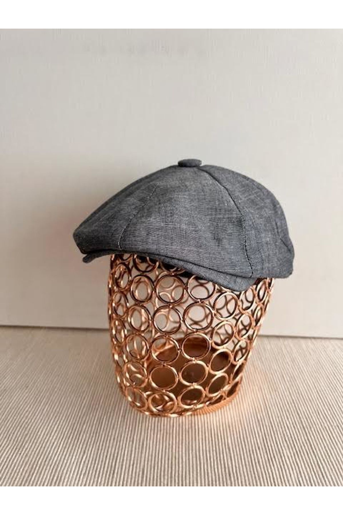 CosmoOutlet İngiliz Stili Sekiz Parça Arkası Lastikli Yazlık Füme Şapka