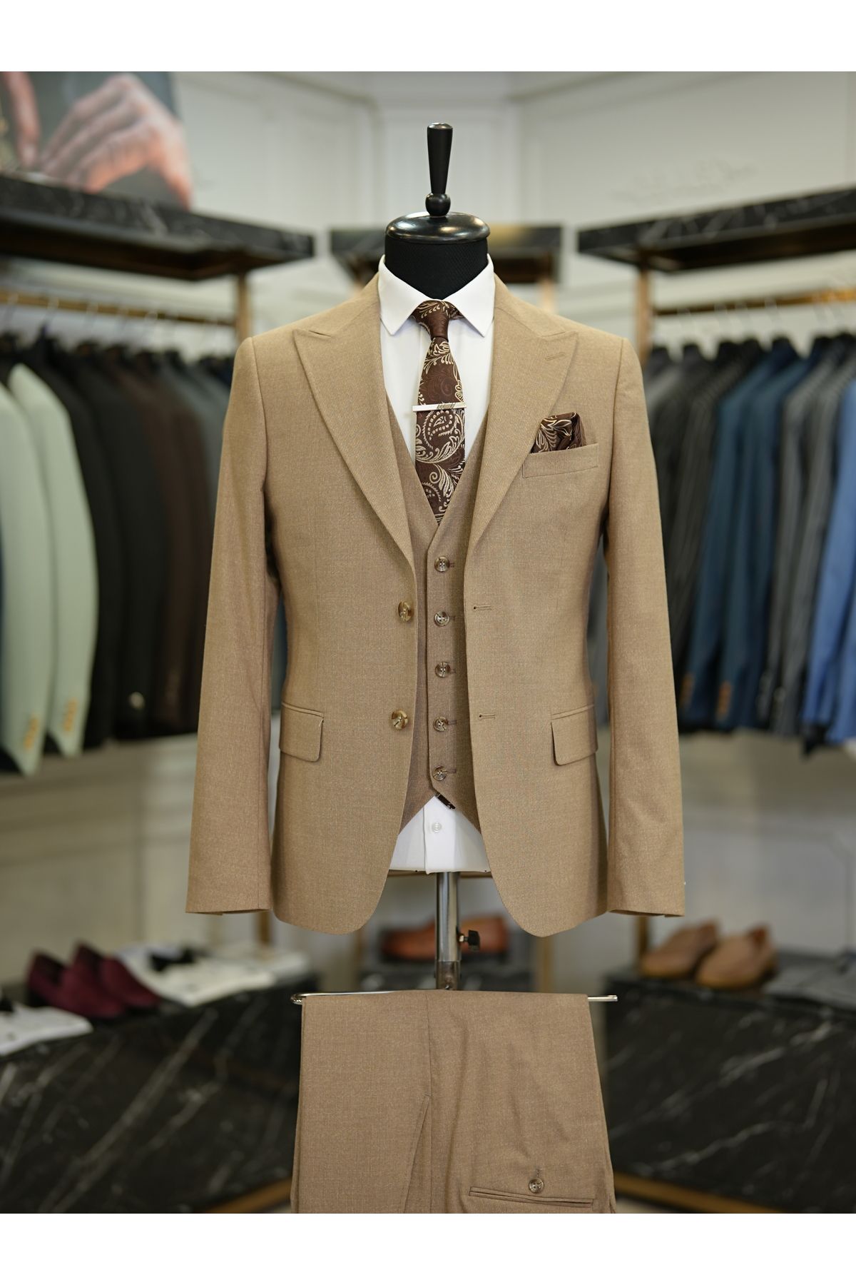 LONATOLİA Erkek Takım Elbise Kırlangıç Yaka İtalyan Stil Slim Fit Ceket Yelek Pantolon-Camel