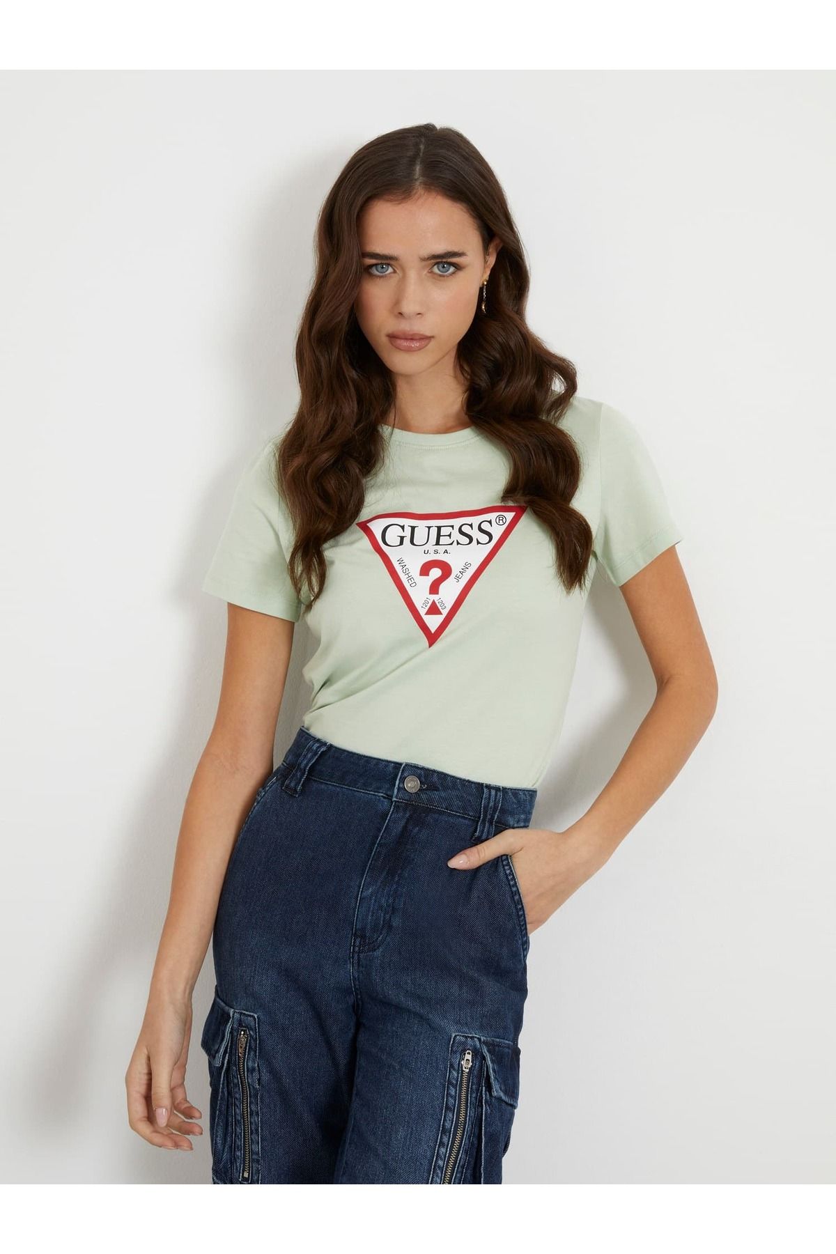 Guess Original Kadın Slim Fit T-Shirt