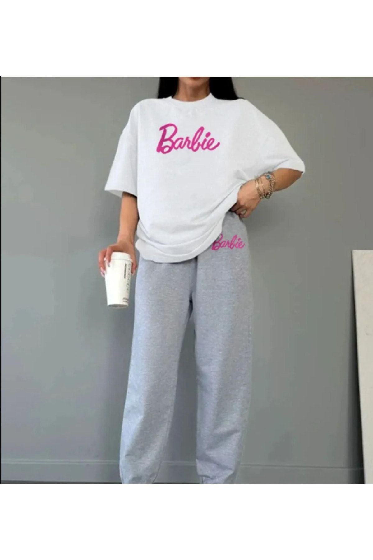 CLAYES Barbie T-shirt Eşofman Altı Jogger- Gri-Beyaz Baskılı Alt Üst Eşofman Takım Oversize Bisiklet Yaka