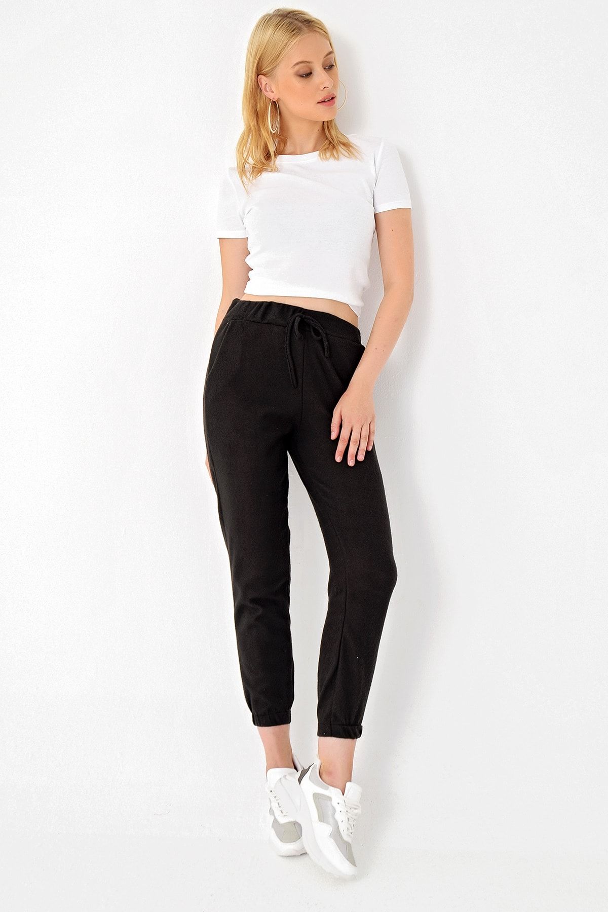 Trend Alaçatı Stili Kadın Siyah Polar Pantolon ALC-X4910