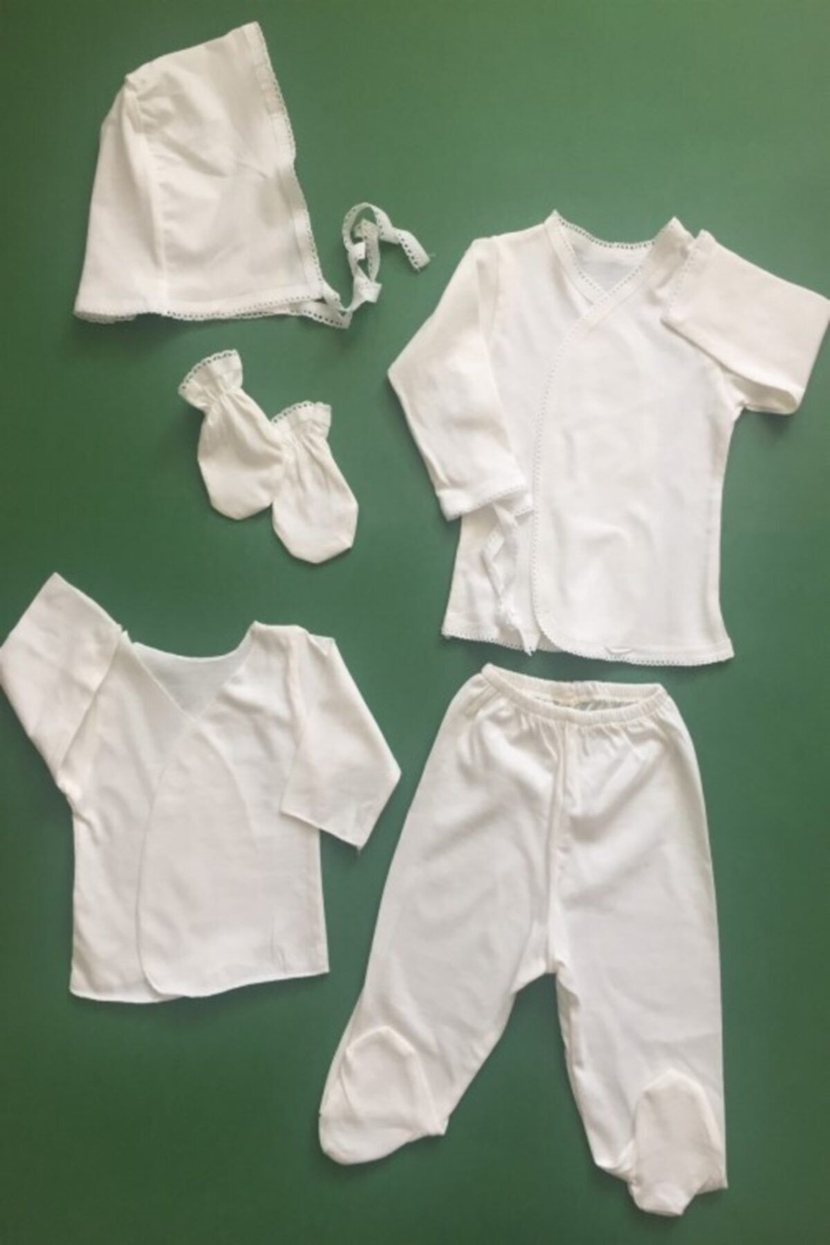 Miniworld Kız-erkek Bebek Lüks Acil Hastane Ihtiyaç Seti 5 Parça Ilk Kıyafet