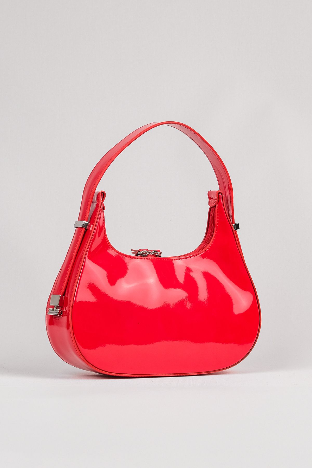 Çantacımstore Kadın Kırmızı- Rugan Baguette Çanta Cherry Bag