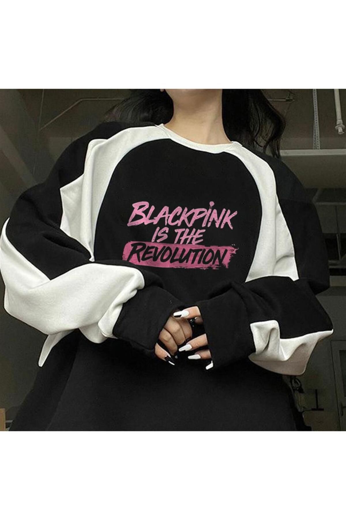 Göksin Blackpink Is The Revolution Baskılı Line Detail Unisex Oversize Bisiklet Yaka Siyah Sweatshirt