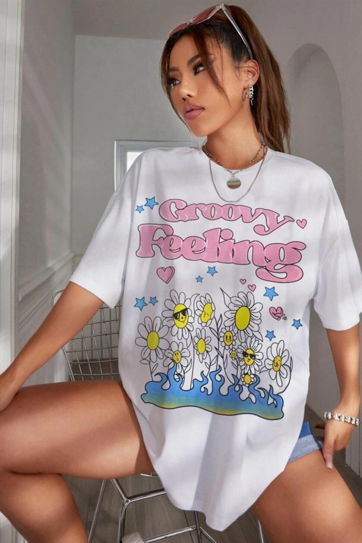 Teenage Millionaire Kadın Beyaz Groovy Feeling Oversize T-shirt - K2174