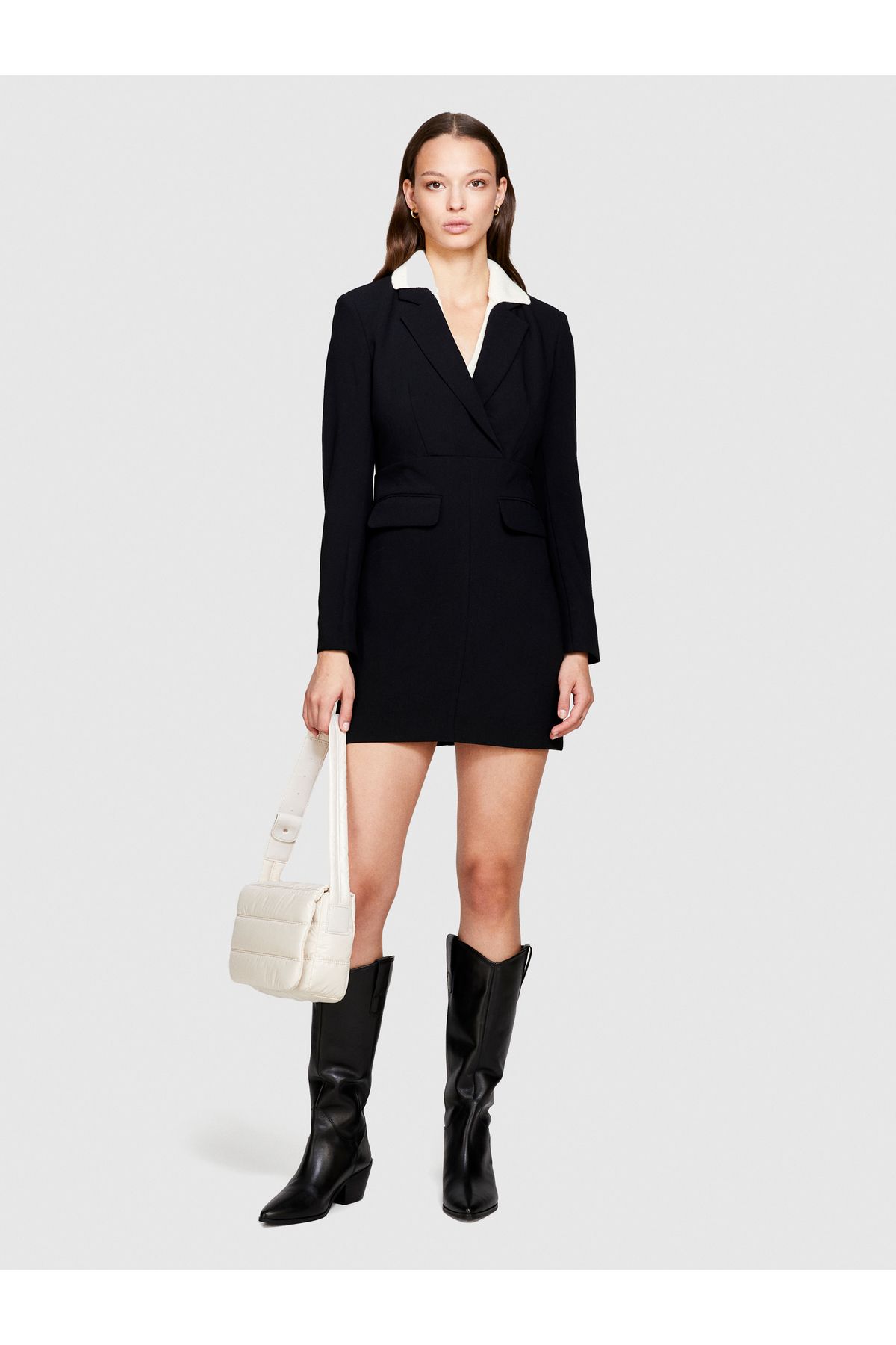 Sisley Kadın Siyah Dökümlü Ceket Yaka Uzun Kollu Mini Elbise