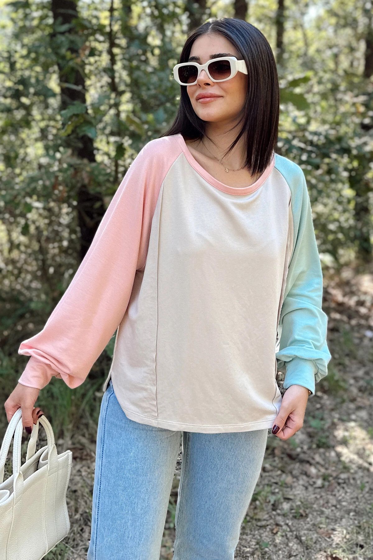New Laviva Kadın Bej Uzun Balon Kol, Yuvarlak Yaka, Kolları Double Color Block Basic Sweatshirt Bluz
