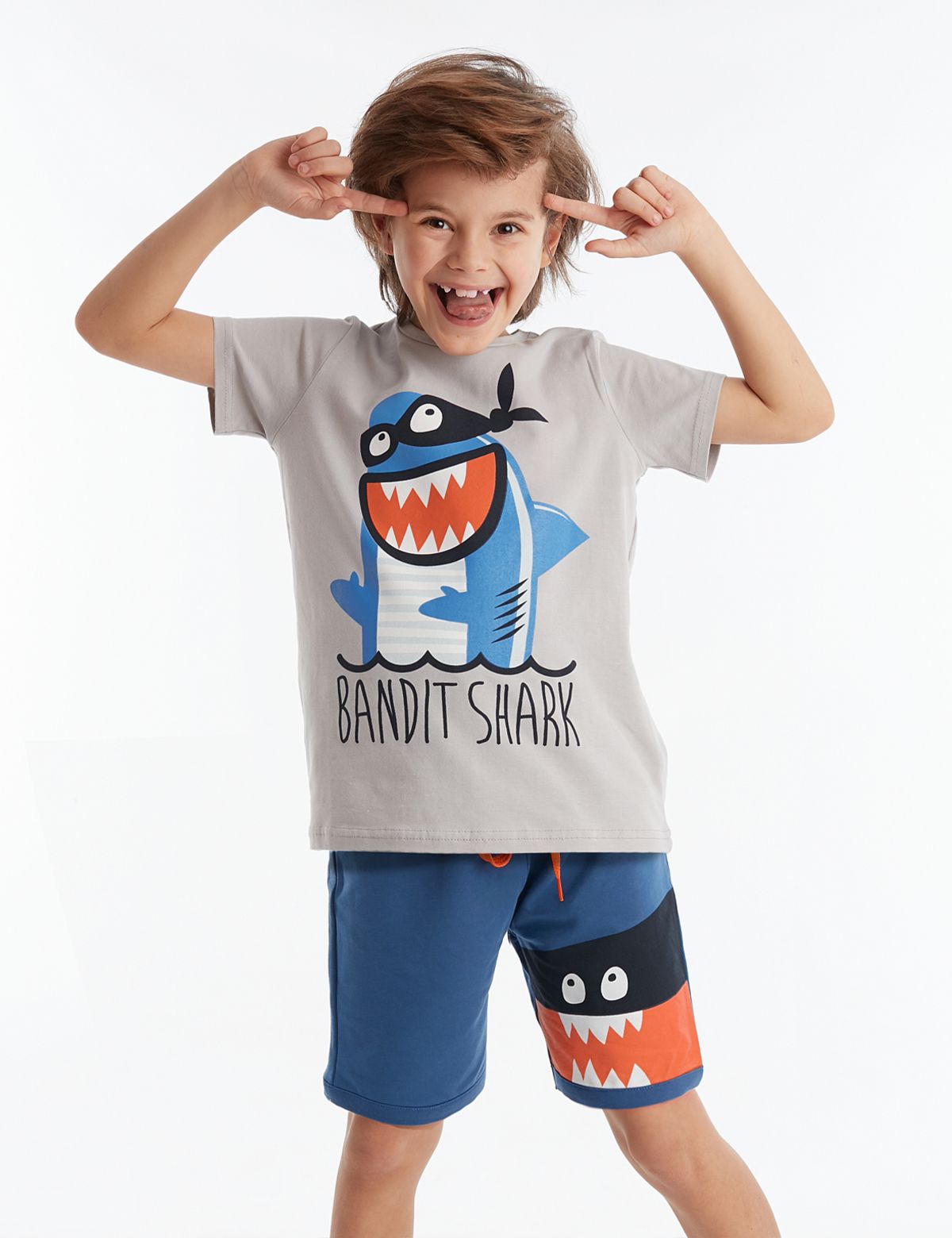 Denokids Bandit Shark Erkek Çocuk T-shirt Şort Takım