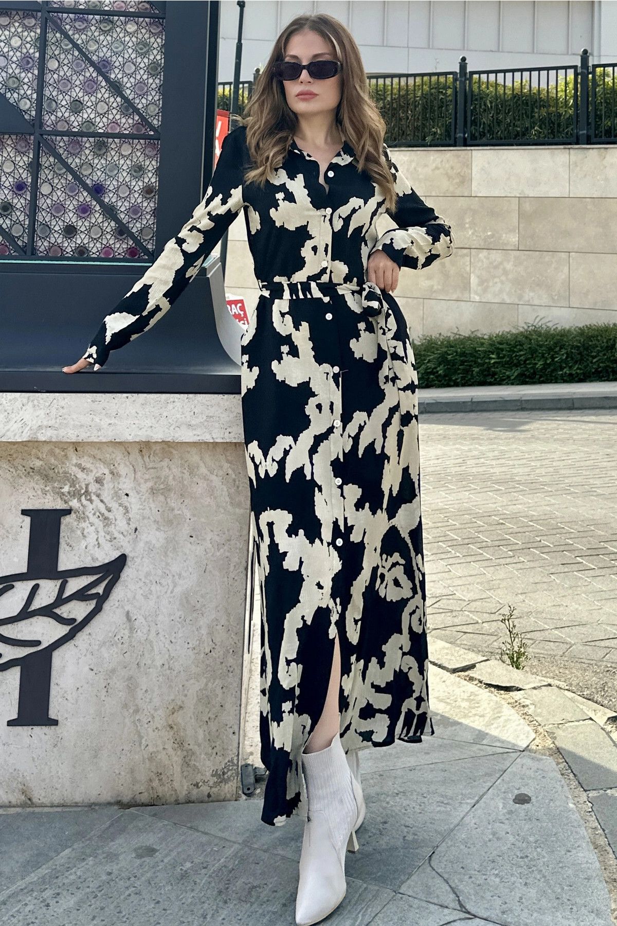 New Laviva Kadın Siyah & Bej Uzun Kol, Kuşaklı, Yırtmaçlı, Uzun Viskon Gömlek Elbise (DAR KALIP)