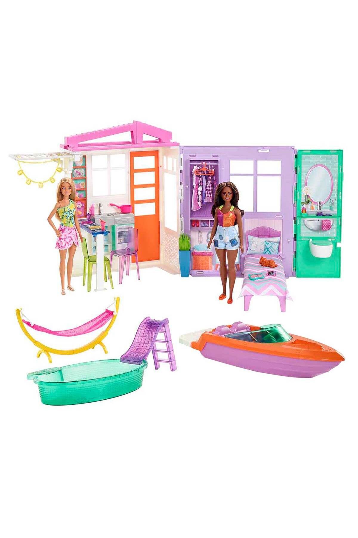 Barbie 'nin Tatil Evi ve Aksesuarları Oyun Seti HGM56