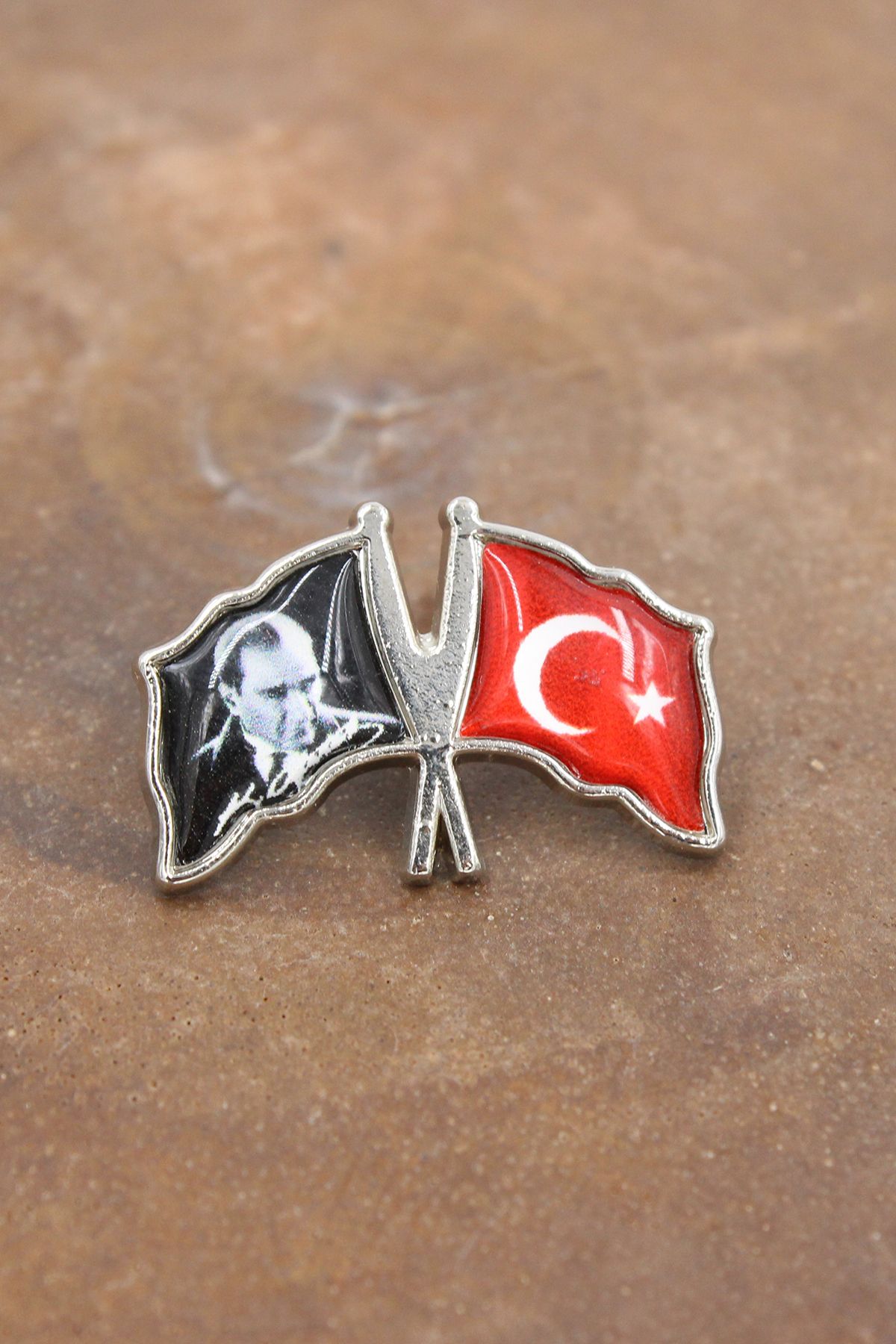 Chantaky 089 50005 Gümüş Atatürk ve Ay Yıldız Türk Bayrak Yaka Rozeti