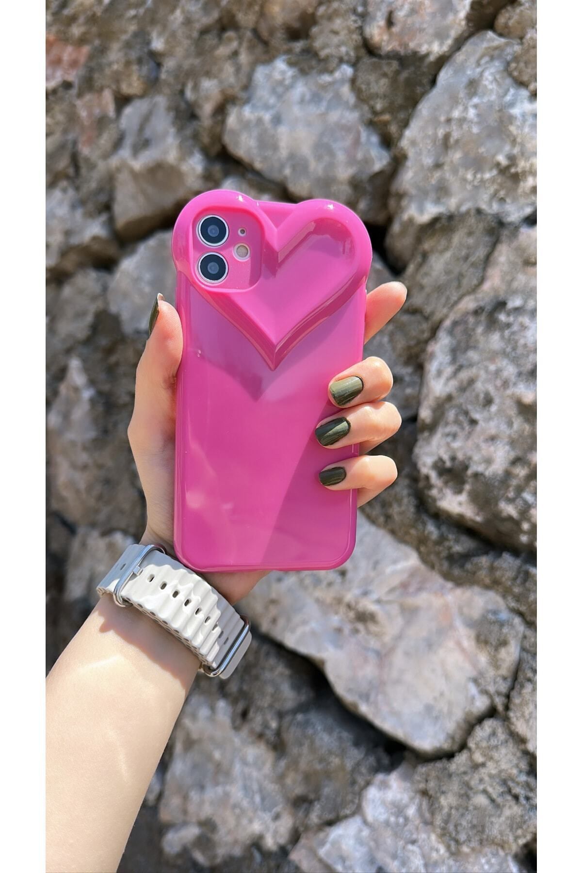 DOESCASE iPhone 11 Pembe Renk Kalp Desenli Lüx Kılıf