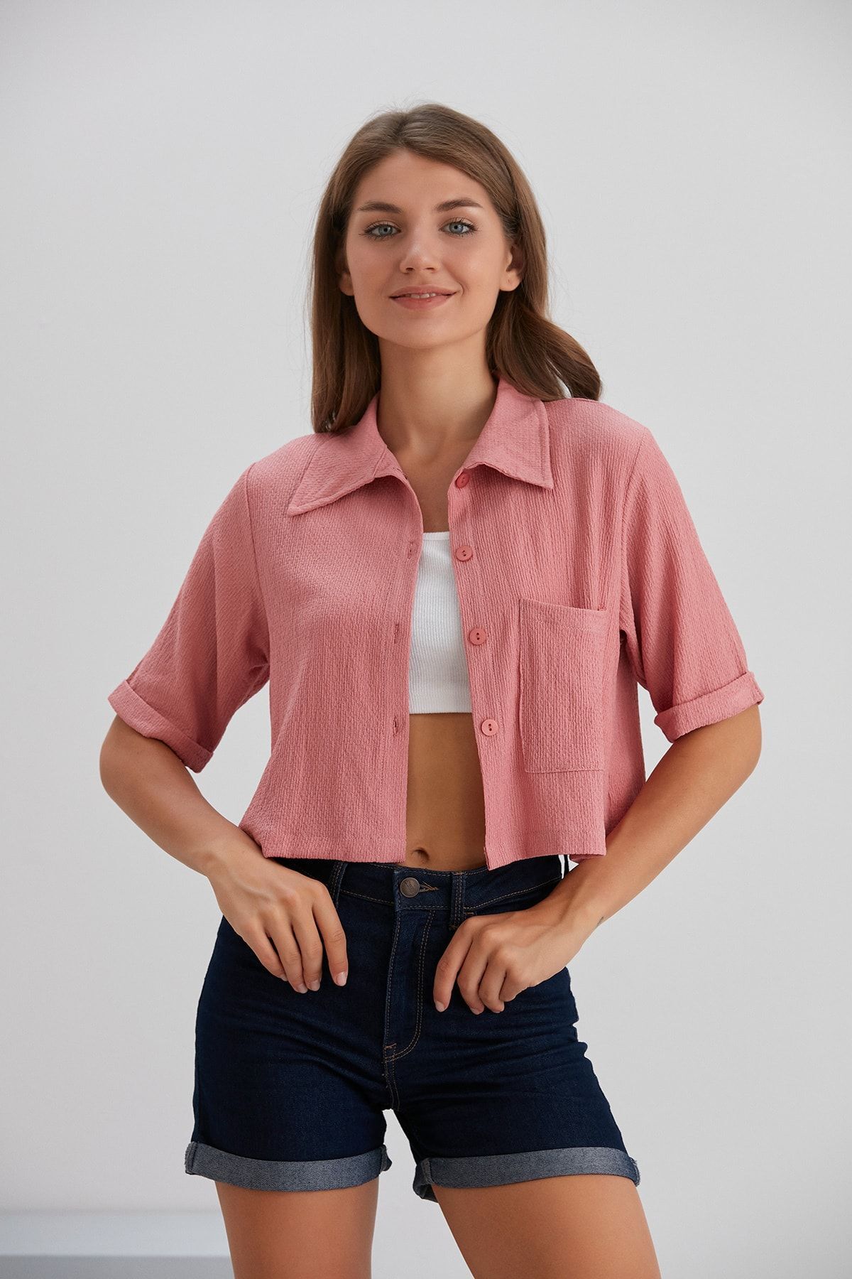 Space Fashion Kadın Gül Kurusu Crop Bürümcük Kumaş Düğmeli Cepli Gömlek
