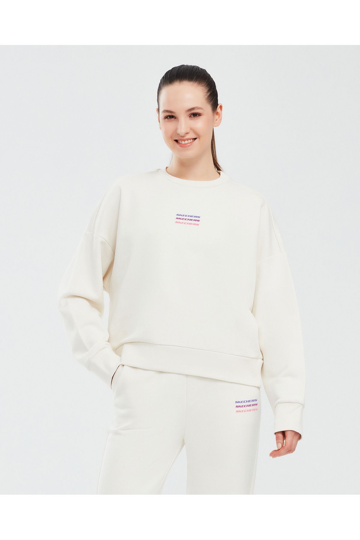 Skechers Essential W Crew Neck Sweatshirt Kadın Beyaz Sweatshirt S232241-102