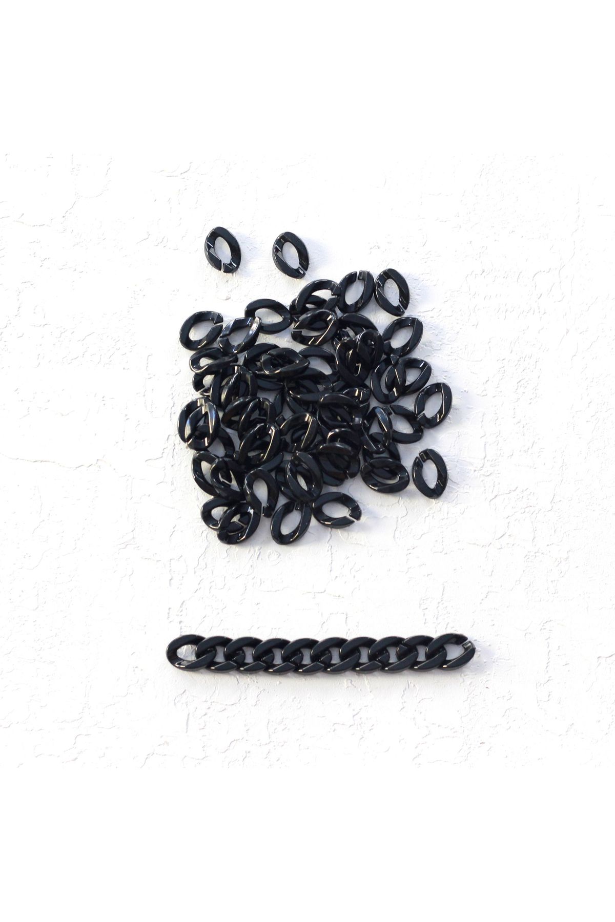 Bimotif Siyah Akrilik Zincir Halkası, 1.5x2.5 Cm 100 Gram