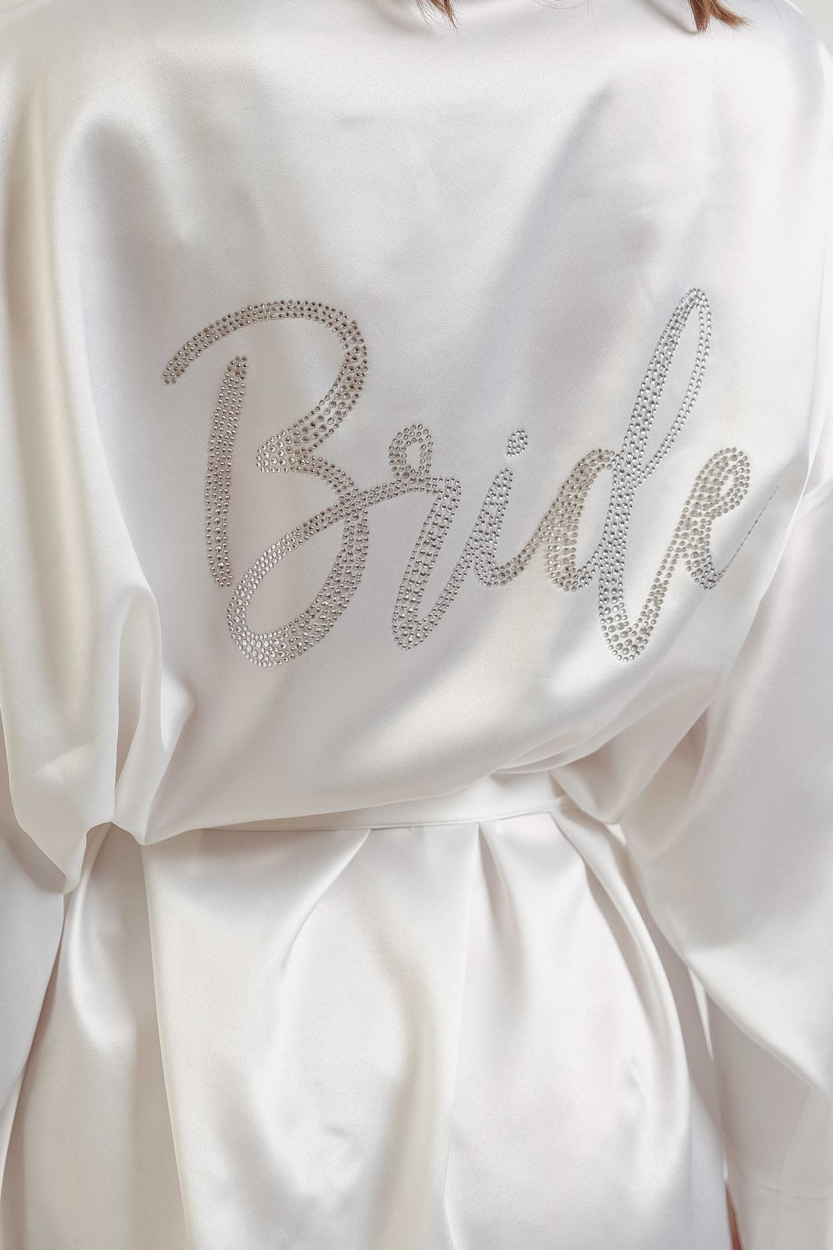 MK MODA ATELİER Kadın Gelin Beyaz Mini Kuşaklı Şık Taşlı Bride Sabahlık