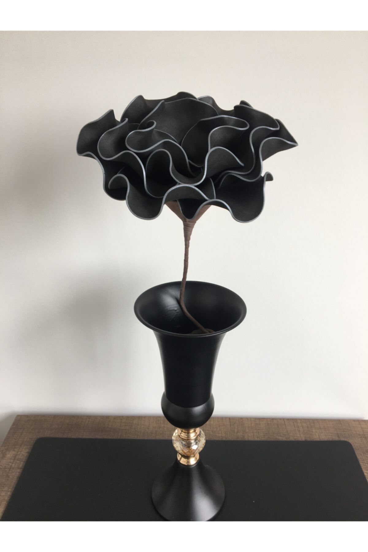 Ayka Aksesuar Dekoratif El Yapımı Lüks Lateks Eva Yapay Çiçek (VAZO HARİÇ) - Gümüş Yaldızlı Siyah-köpük Çiçek
