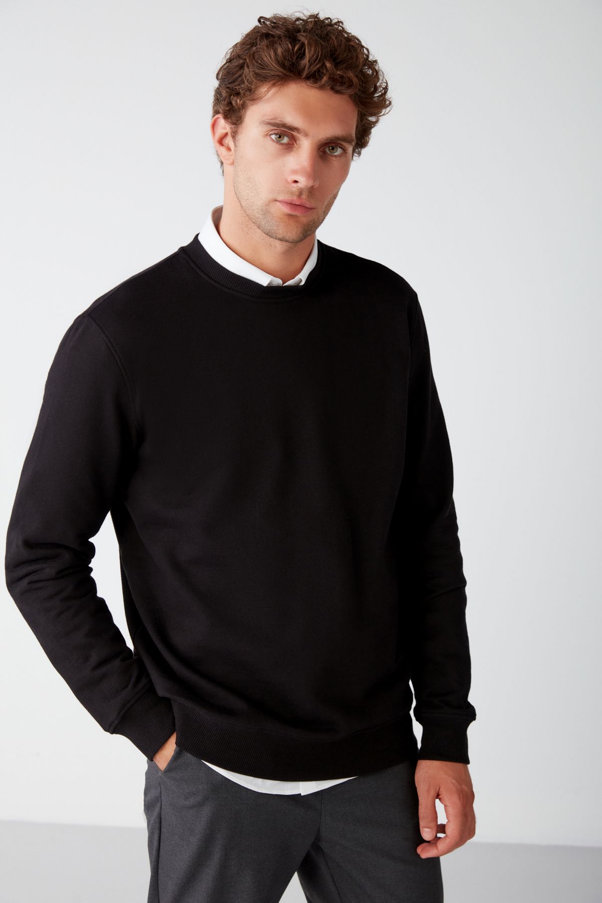 GRIMELANGE Travis Erkek Yumuşacık Kumaşlı Regular Fit Yuvarlak Yakalı Siyah Sweatshirt