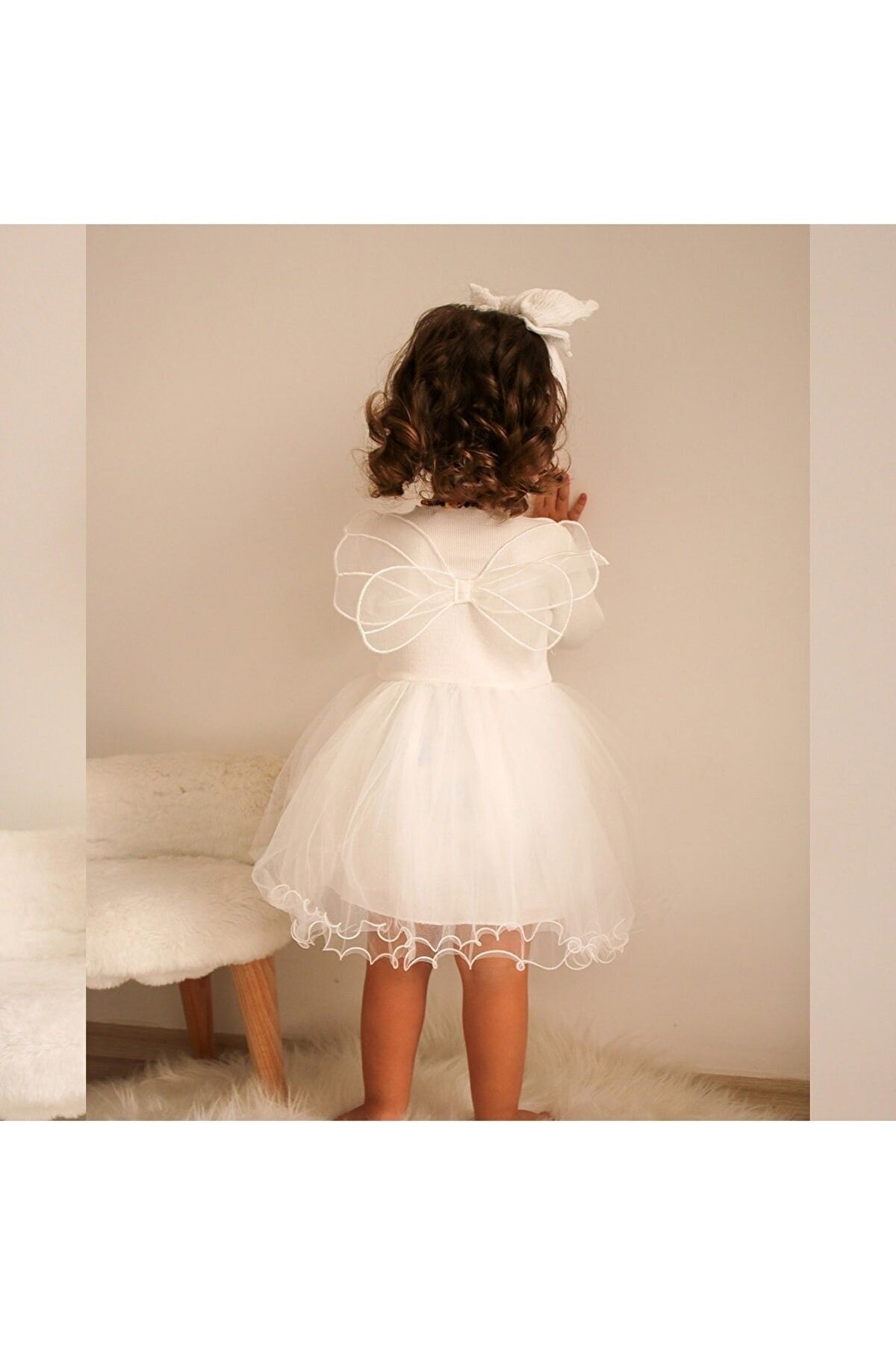 Ad Ta Bebe Beyaz Kelebek Kanatlı Uzun Kollu Tütülü Elbise