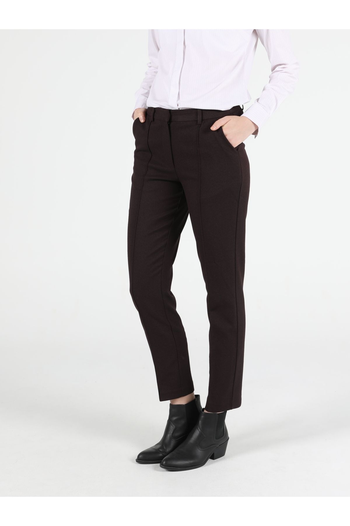 Colin’s Slim Fit Orta Bel Düz Paça Kadın Bordo Pantolon Cl1050718