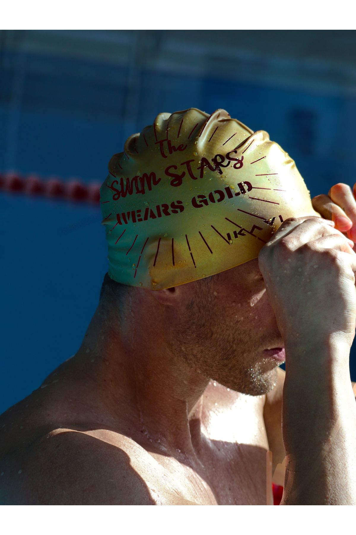 İKAVİ Swim Stars Wear Gold Baskılı Silikon Deniz ve Havuz Bonesi