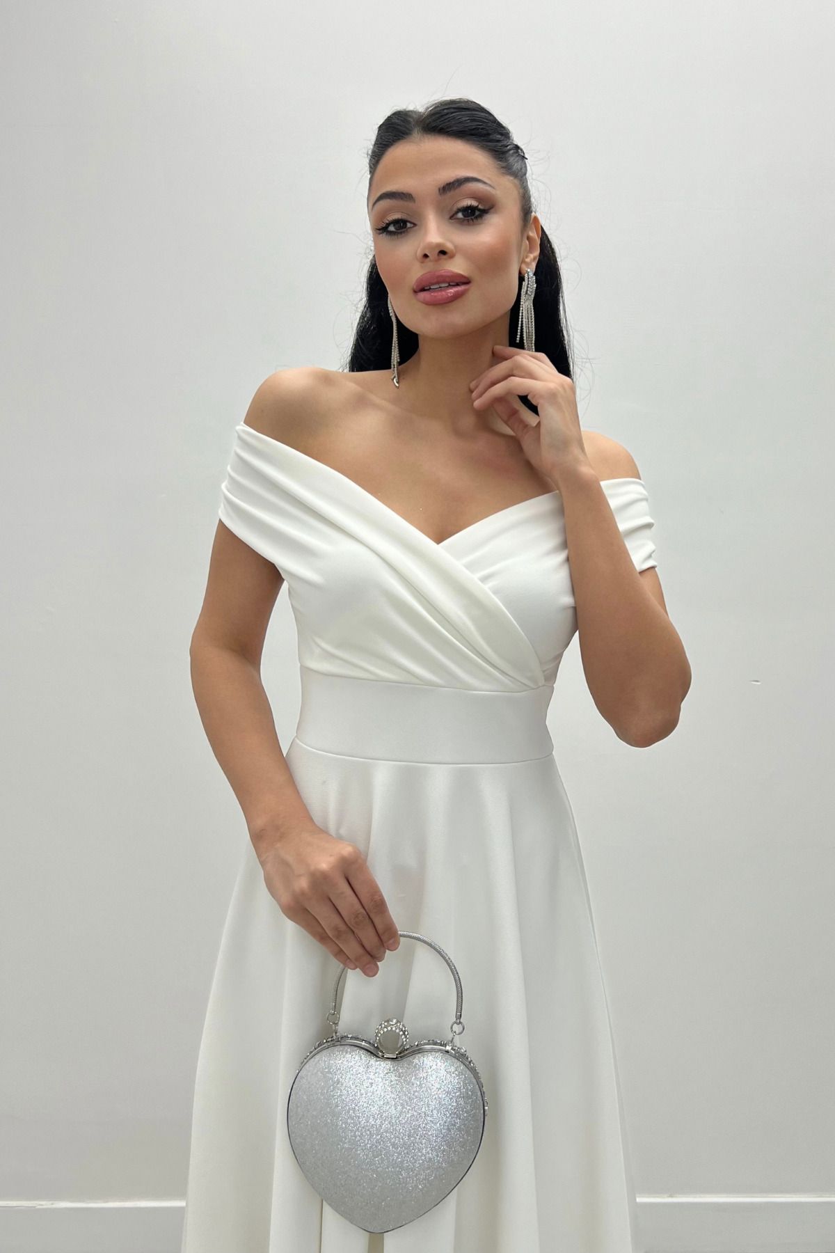 giyimmasalı Kayık Yaka Midi Elbise - Beyaz