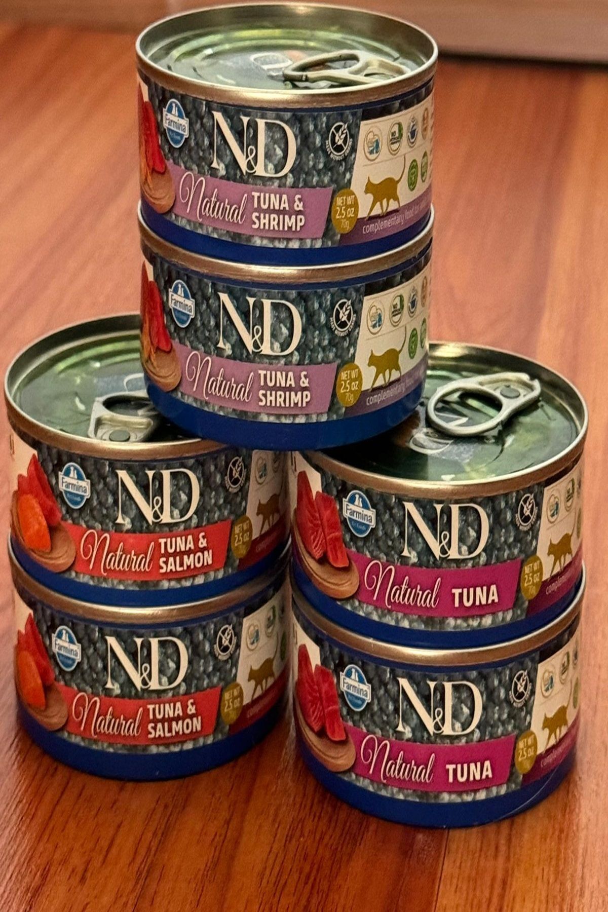 N & D N & D Natural Ton Balıklı Karidesli Kedi Konservesi 6x70gr