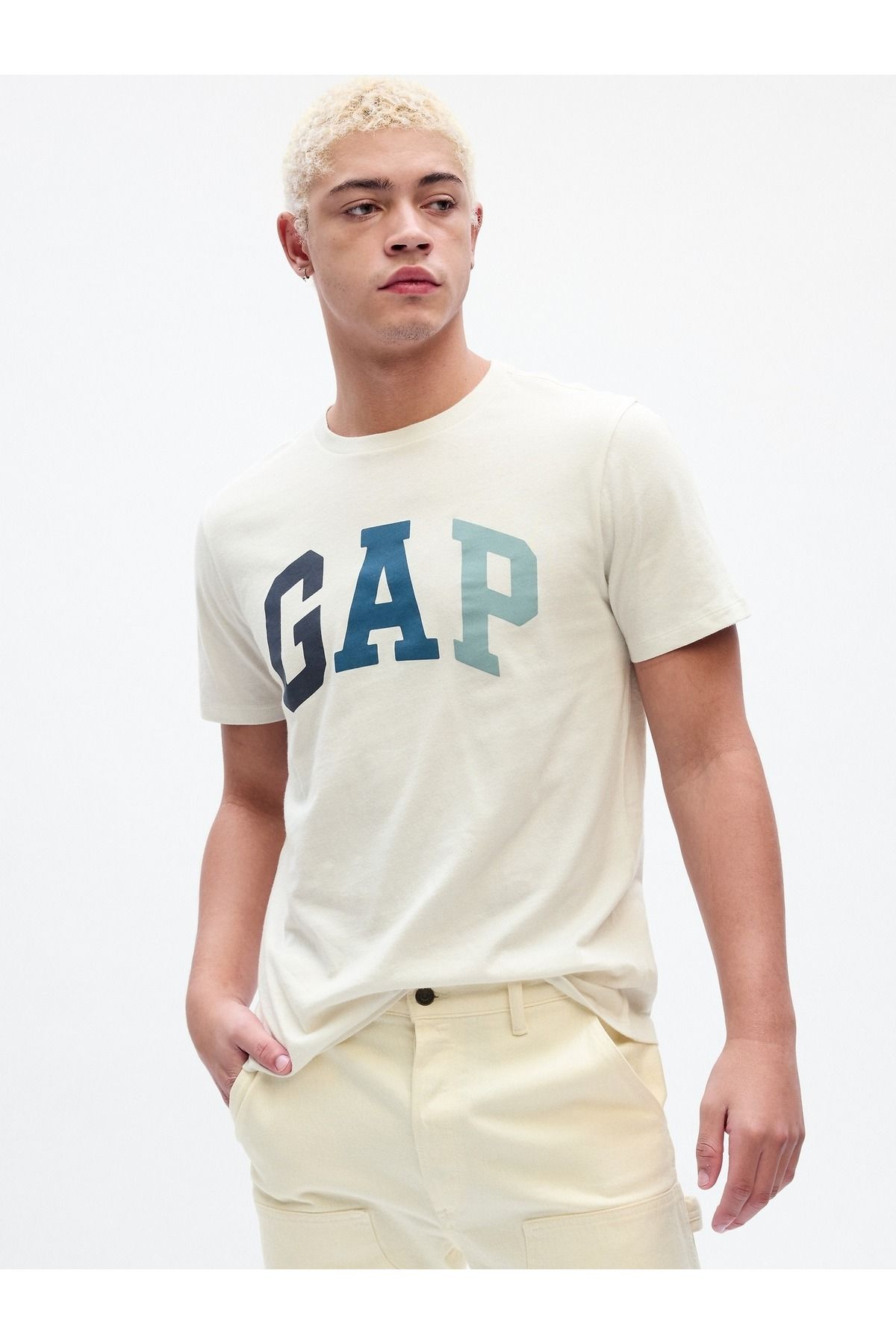 GAP Erkek Kırık Beyaz Gap Logo T-Shirt