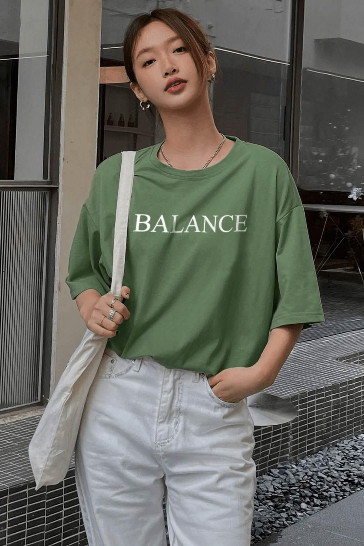 Teenage Millionaire Balance Açık Yeşil Oversize Salas Boyfriend Kadın T-shirt