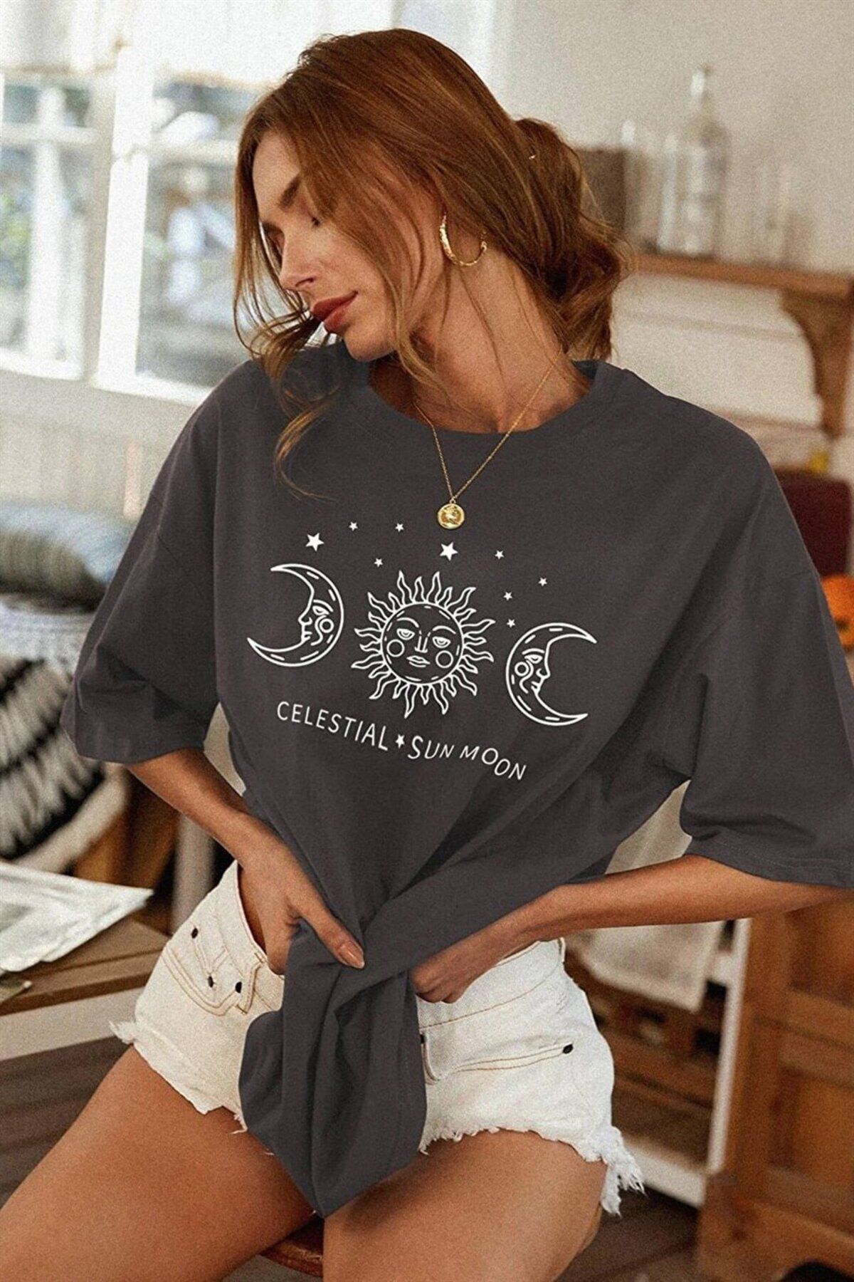 celestial sun moon Kadın Antrasit Oversize Celestial Sun Moon Baskılı T-shirt - K2113