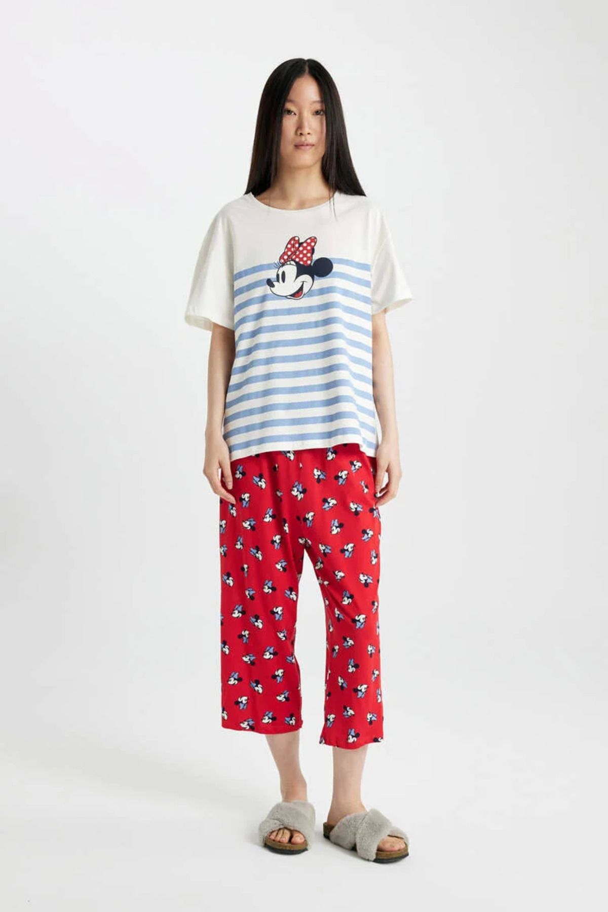 Defacto Fall in Love Disney Mickey & Minnie Regular Fit Kısa Kollu Pijama Takımı