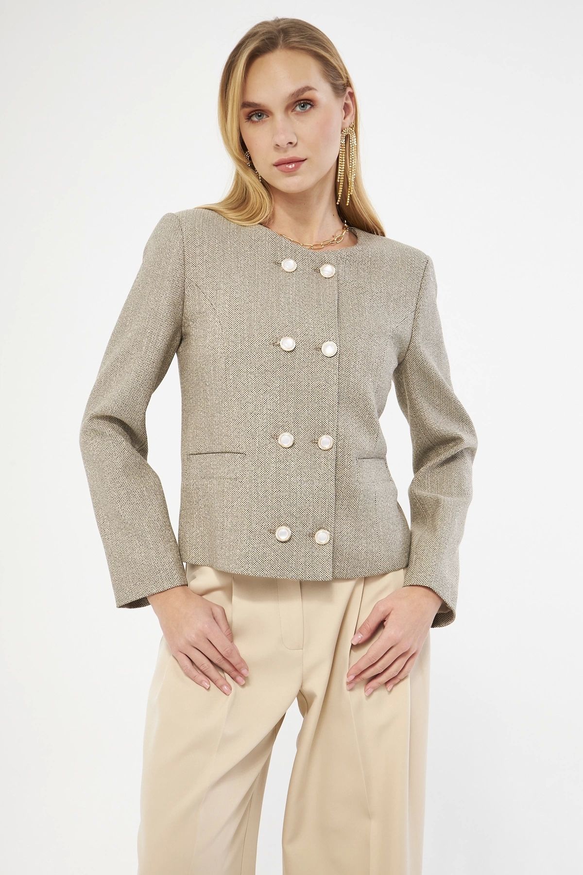 Bej Fine Factory Sedef Düğmeli Klasik Kadın Ceket