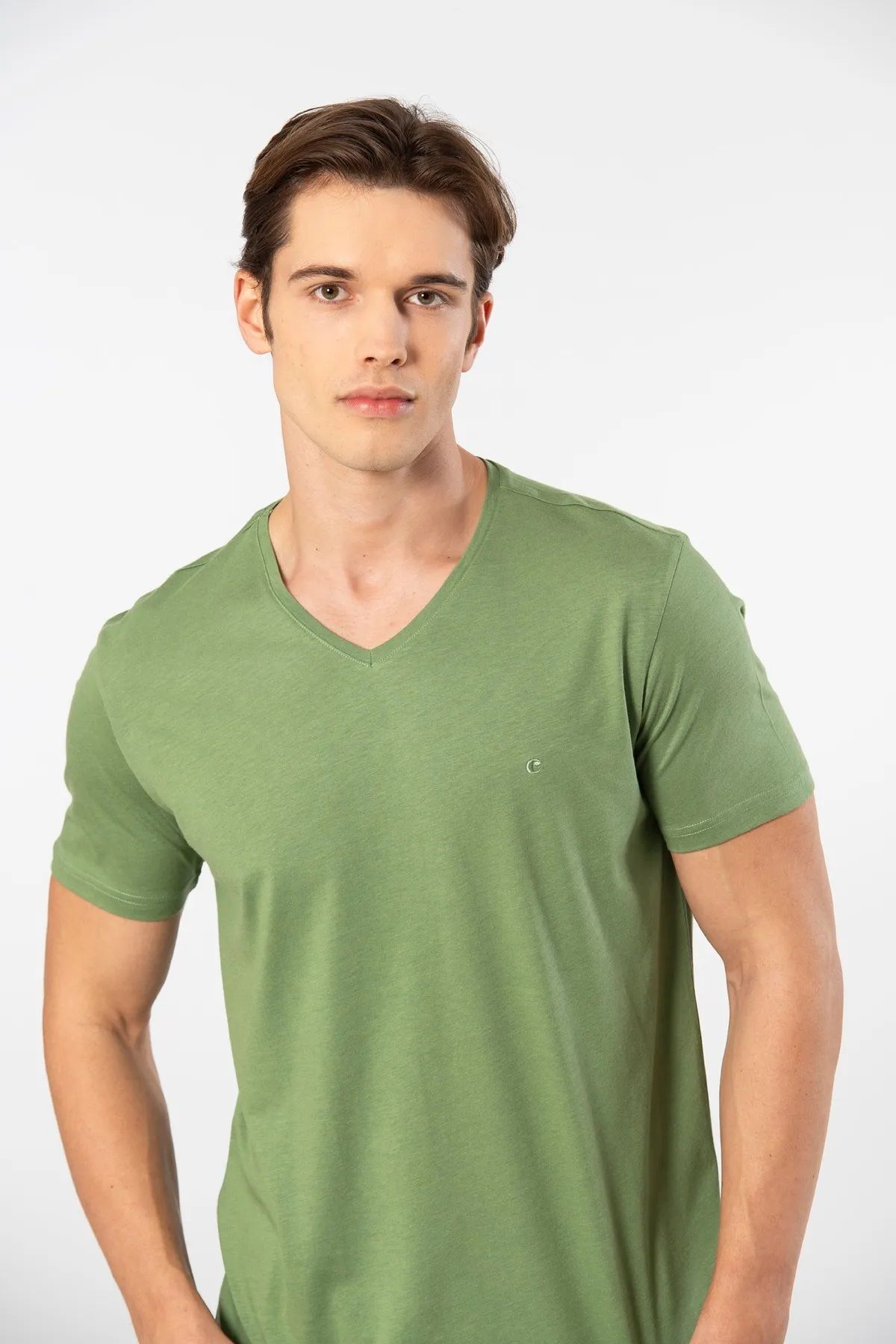 Cacharel % 50 Modal % 50 Pamuk Erkek V Yaka T-shirt