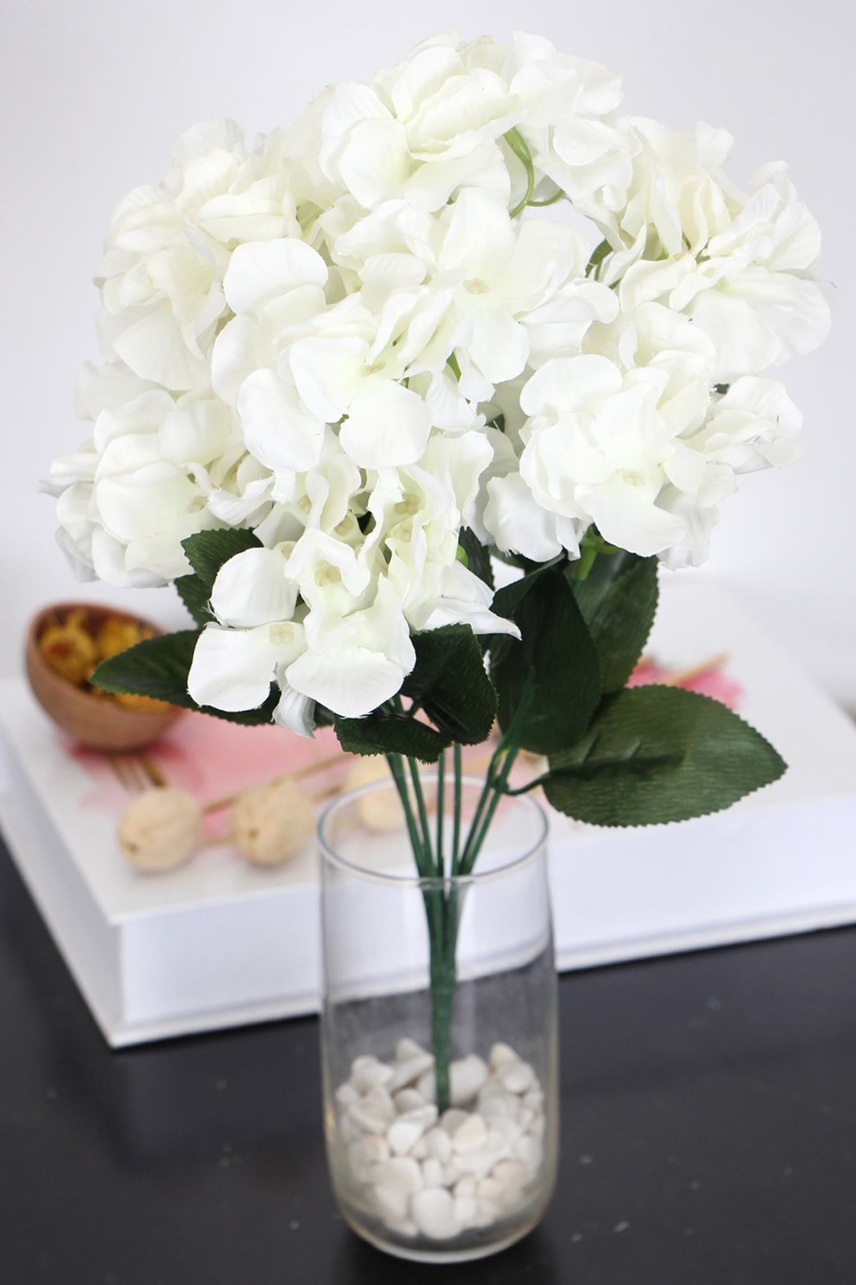 Yapay Çiçek Deposu Yapay 7 Dallı Ortanca Demeti 35 cm Beyaz