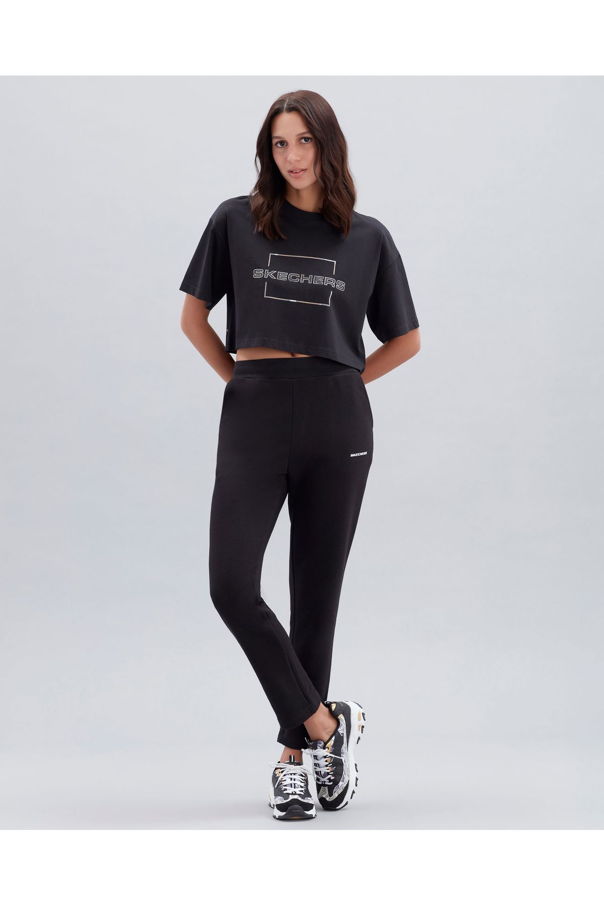 Skechers W Graphic Tee Big Logo T-shirt Kadın Siyah Tshirt S212923-001