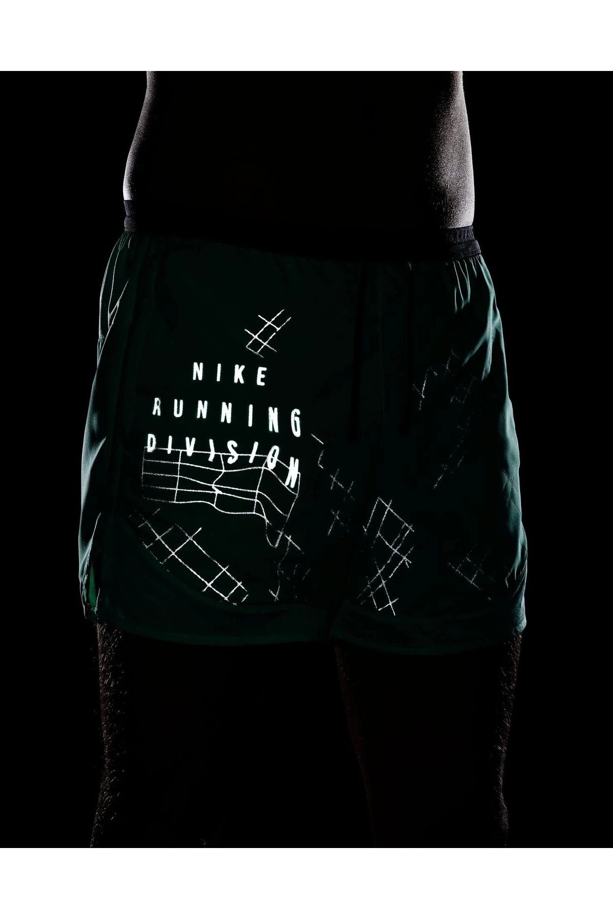 Nike Dri-Fit Stride Run Division 13cm Erkek Koşu Şortu