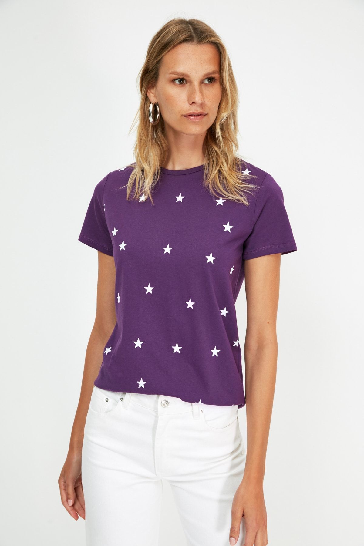 TRENDYOLMİLLA Mor Yıldız Baskılı Basic Örme T-Shirt TWOSS20TS0757