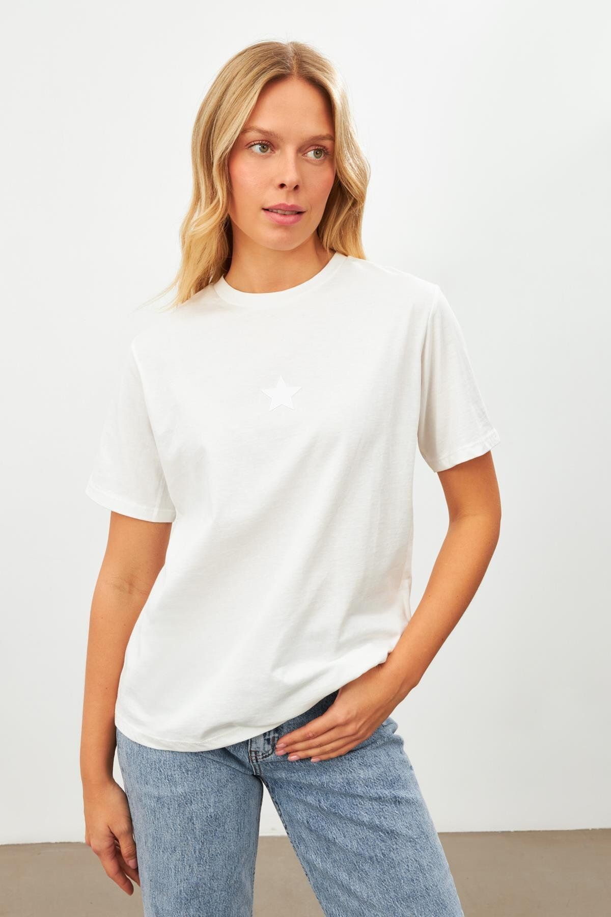 Setre Ekru Yıldız Detaylı Basic T-Shirt