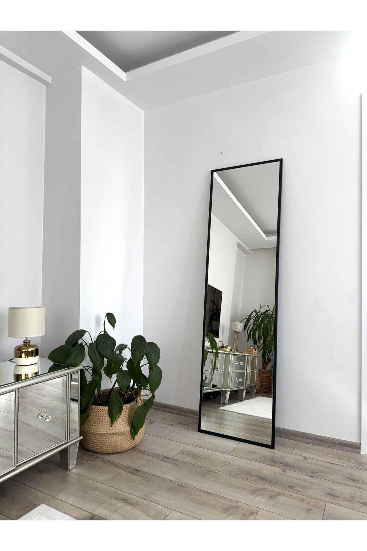 EFFE YAPI DEKOR Siyah Metal Çerçeveli 180x50 Cm Boy Aynası