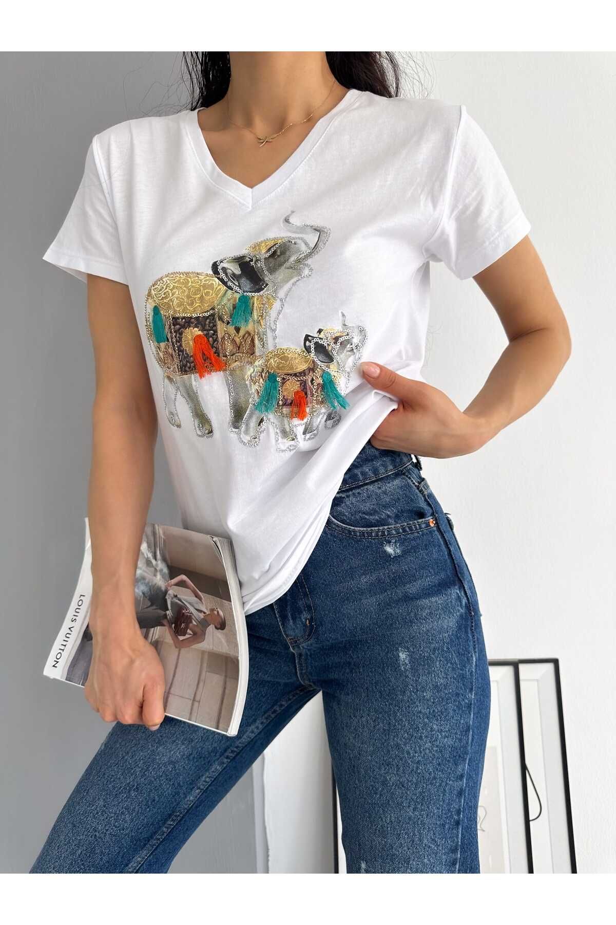 Esra Butik Hane Kadın V Yaka 2'li Fil Desen Püsküllü Pul Payet Işlemeli Pamuk T-shirt