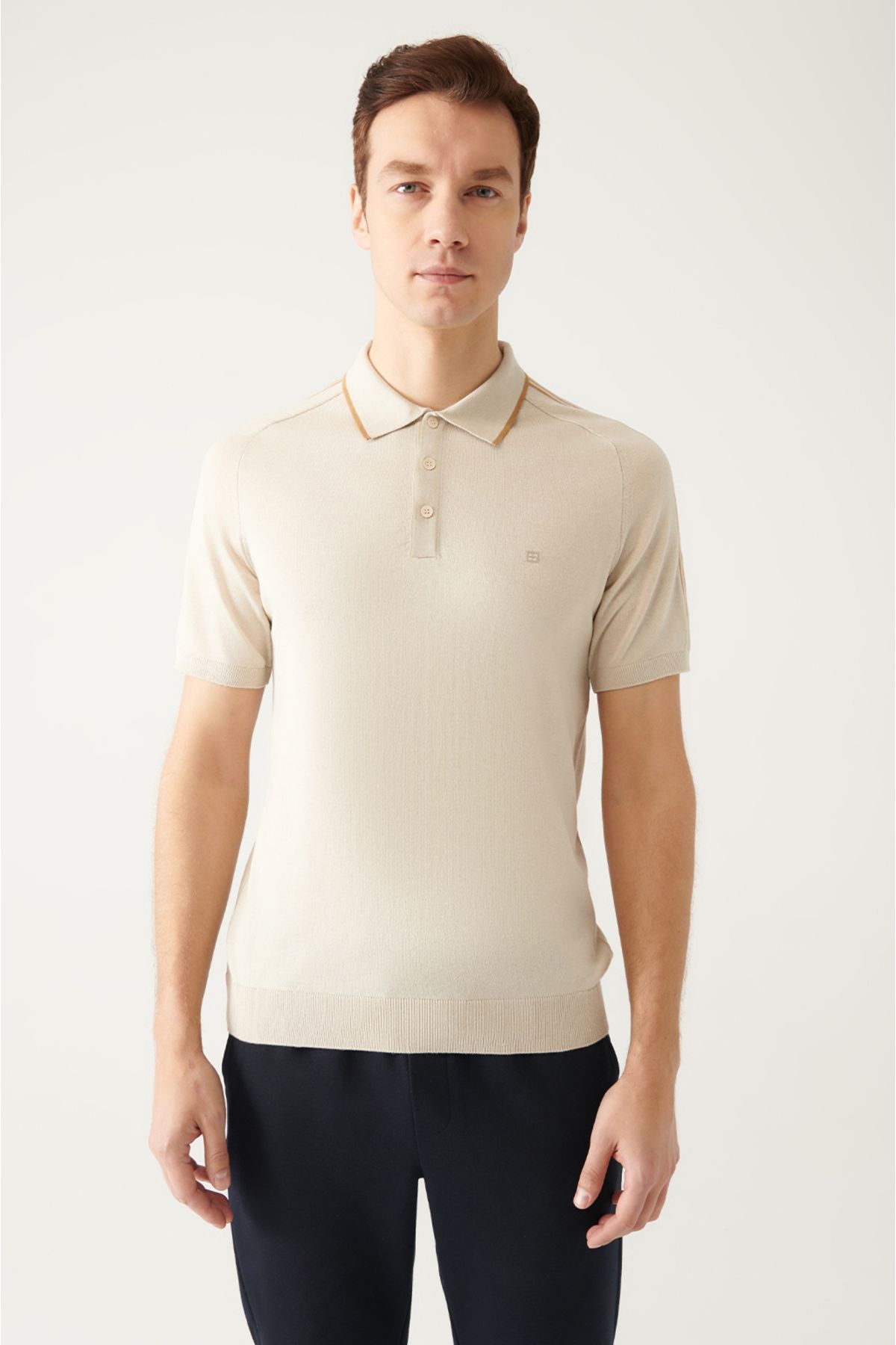 Avva Erkek Bej Polo Yaka Omuzu Çizgi Detaylı Ribanalı Regular Fit Triko T-shirt A31y5114