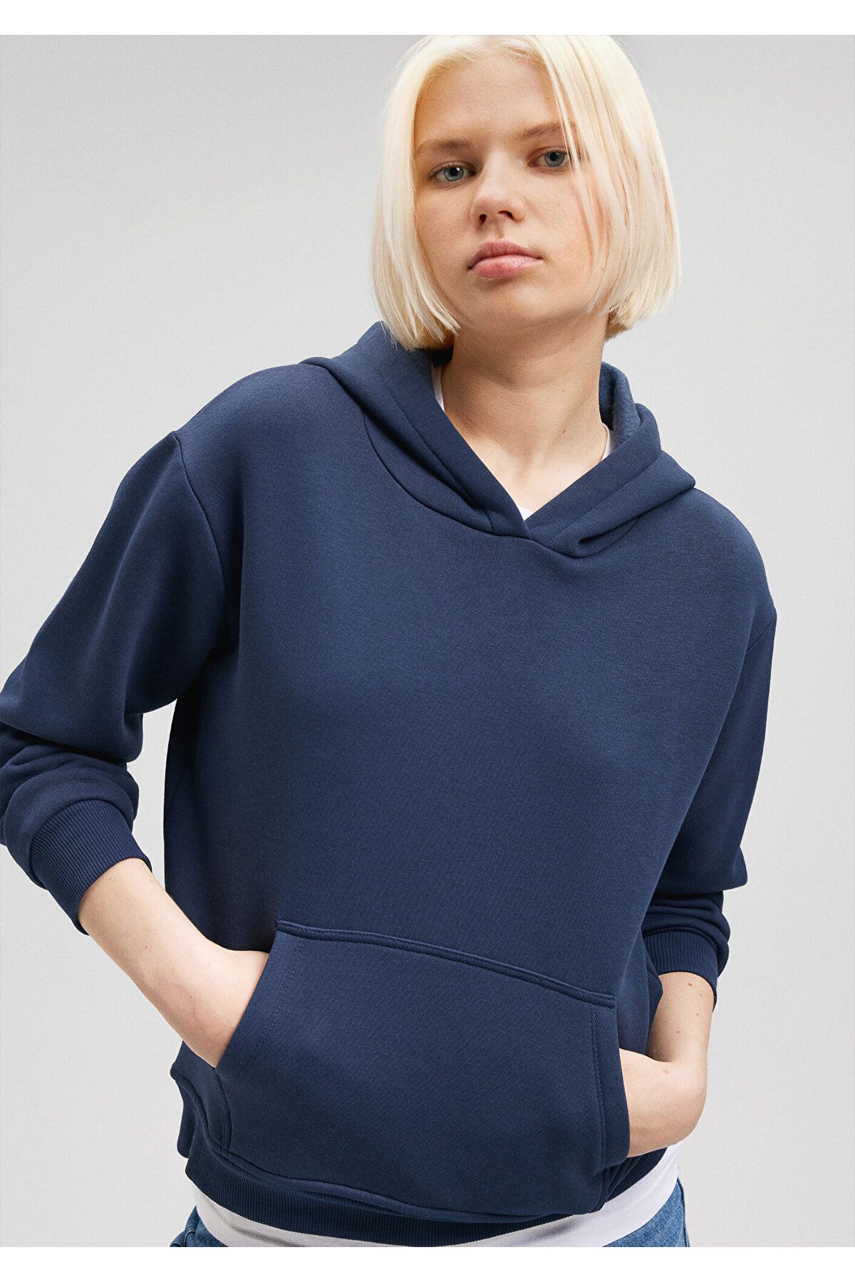 Mavi Kapüşonlu Lacivert Basic Sweatshirt 167299-70488