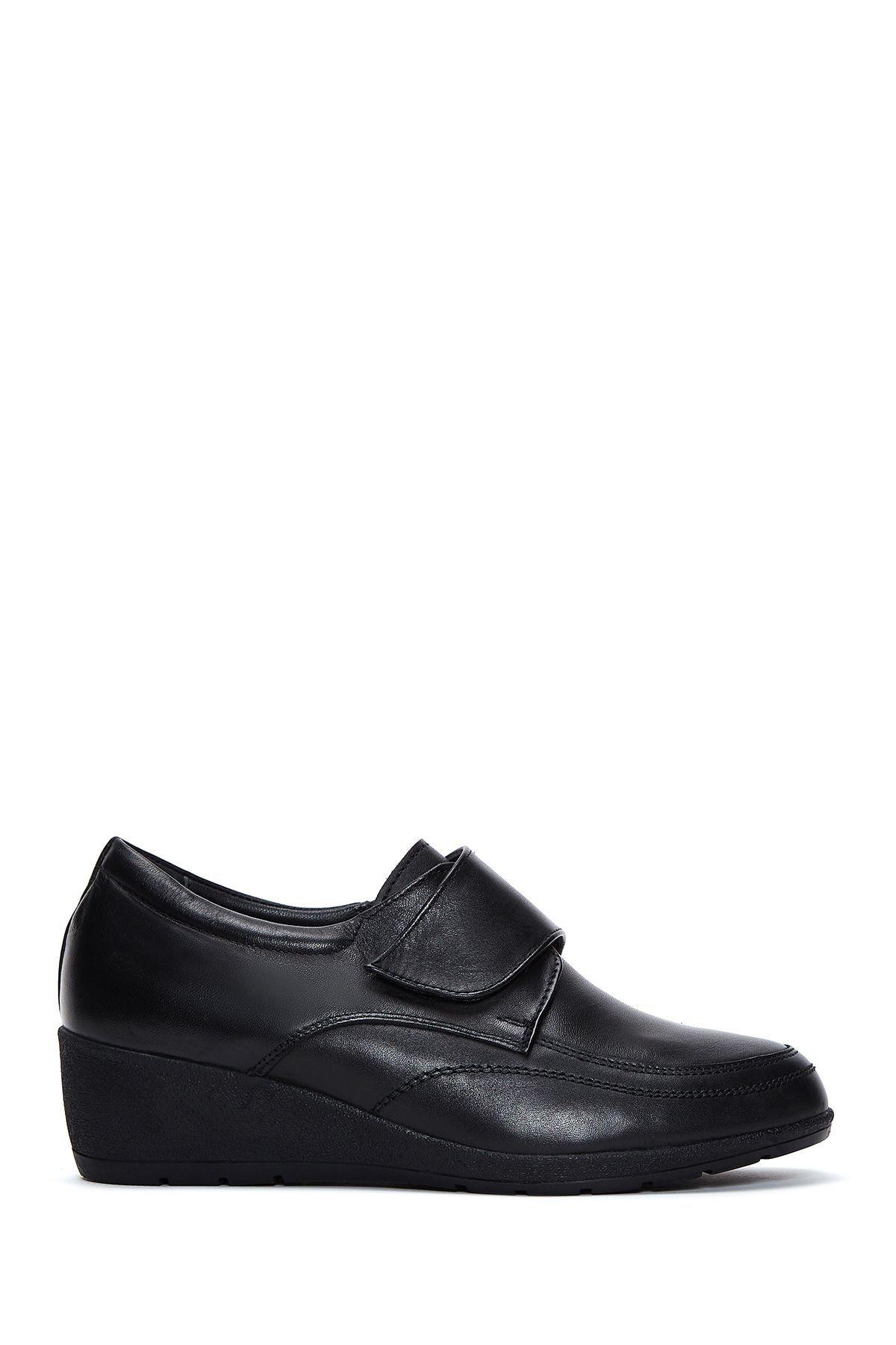 Derimod Kadın Siyah Deri Dolgu Topuk Comfort Ayakkabı