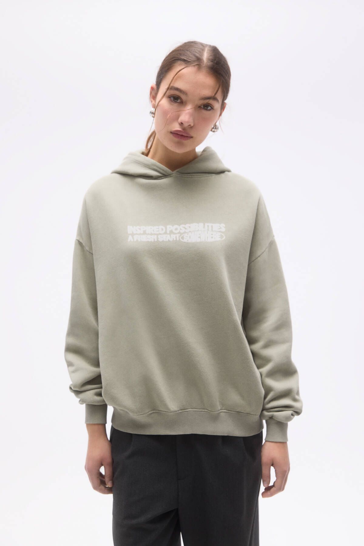 Pull & Bear Soluk efektli yazılı sweatshirt