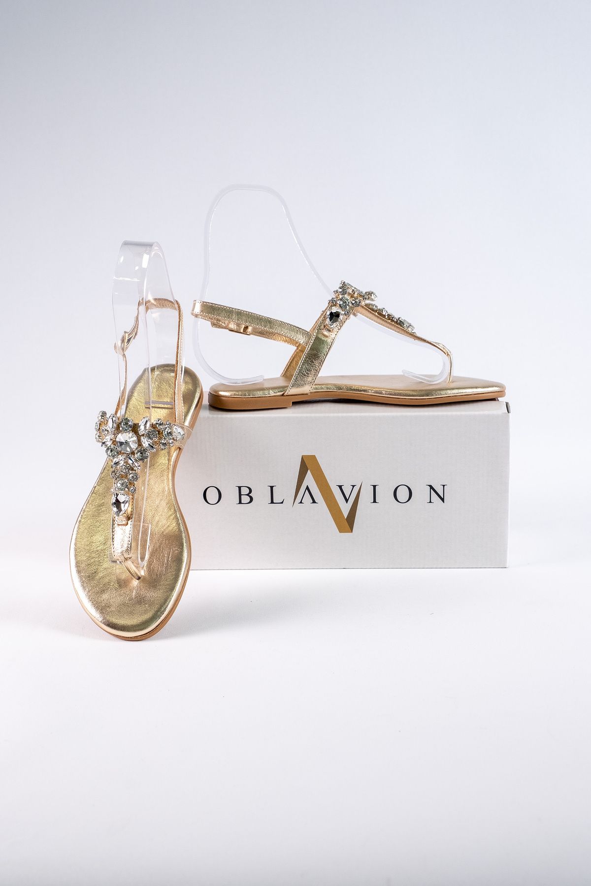 Oblavion Lavion Hakiki Deri Altın Kristal Taşlı Günlük Kadın Sandalet