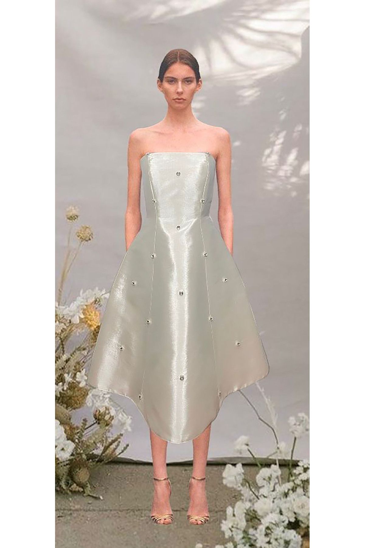 MHM STUDIO Özel Tasarım Midi Boy Straplez Kırık Beyaz Taş İşlemeli Nikah Nişan After Party Elbisesi