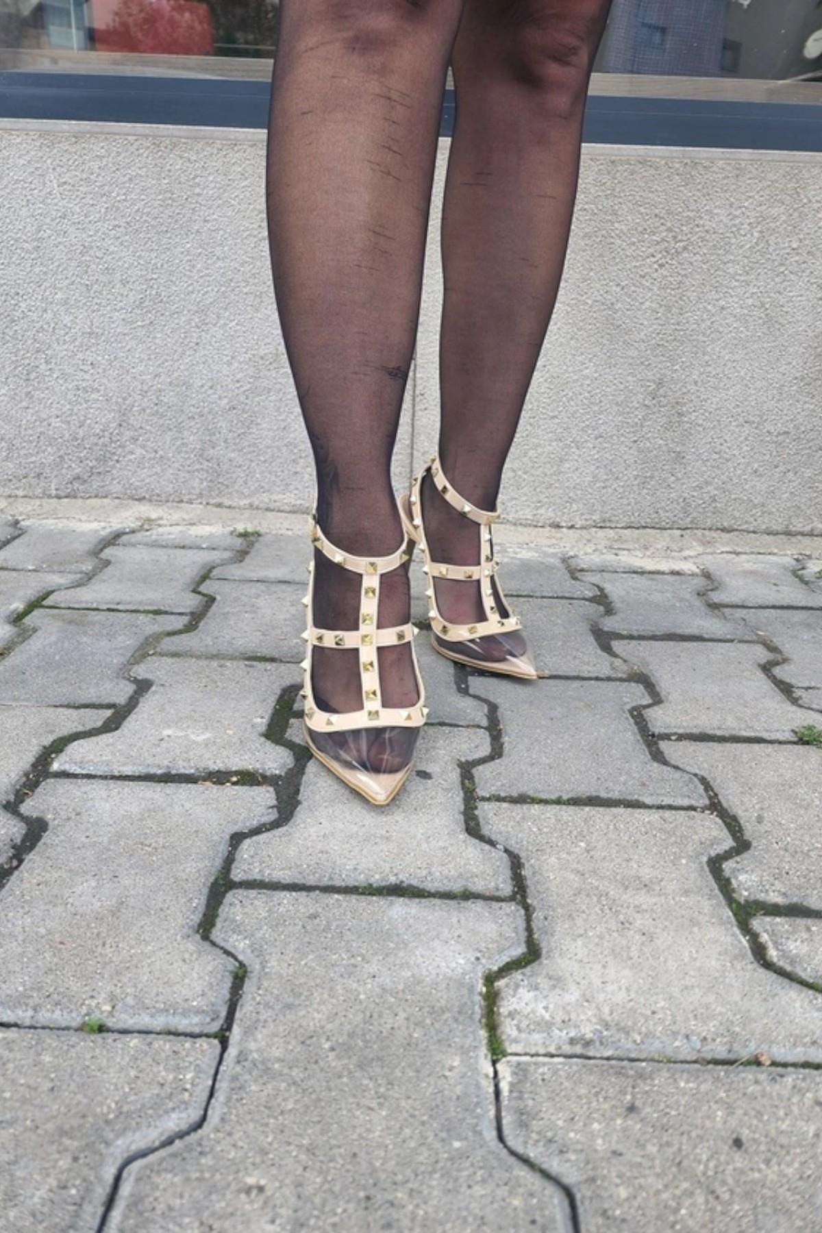CassidoShoes Özel Tasarım Valentino Rockstud Kadın Bej Topuklu Ayakkabı 012-140-156