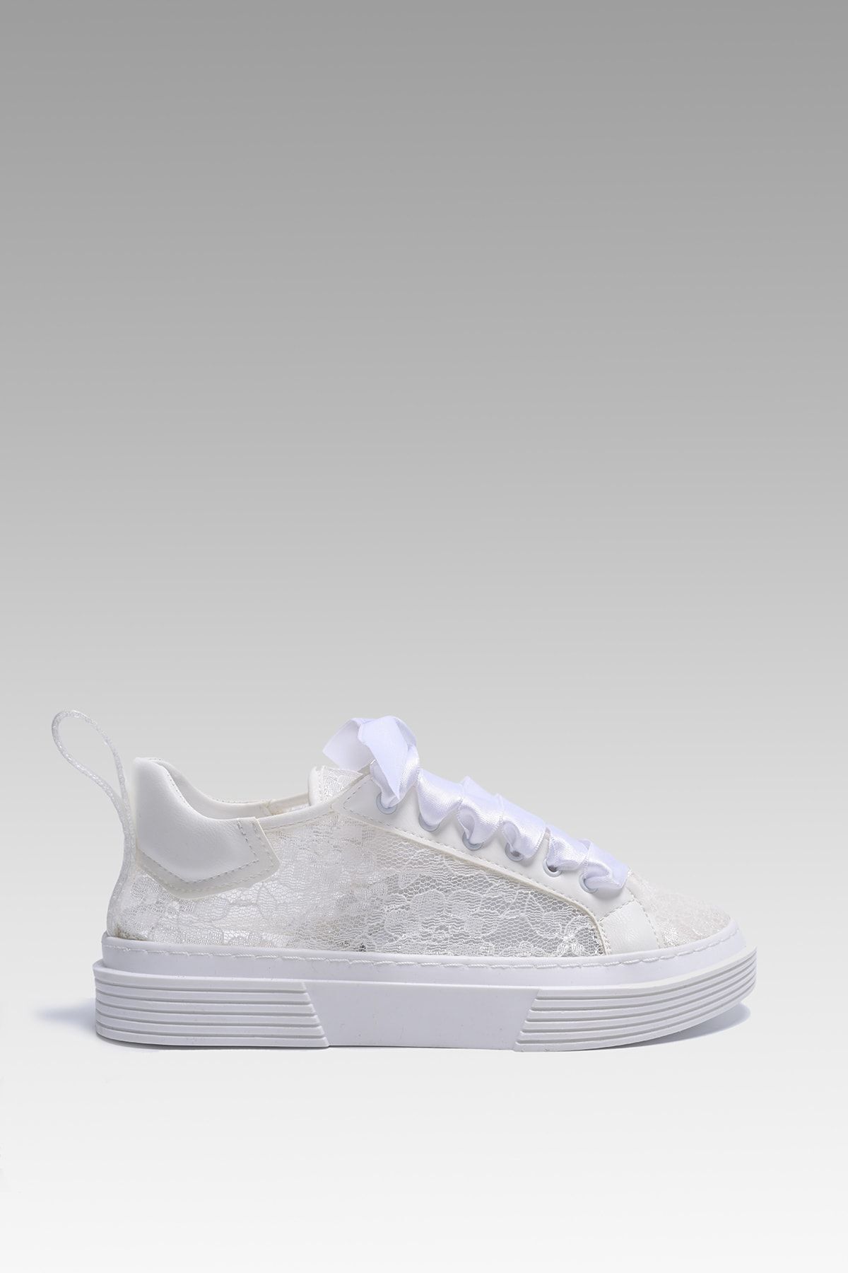 Beyond  Kadın Beyaz Dante Saten Bağcıklı Sneaker 4cm Bynddntl01