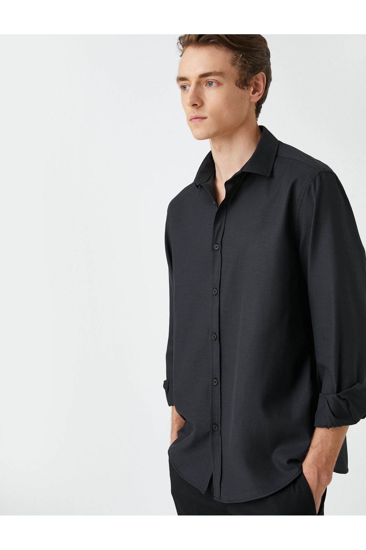 Koton Basic Gömlek Klasik Manşet Yaka Uzun Kollu Dar Kesim Non Iron
