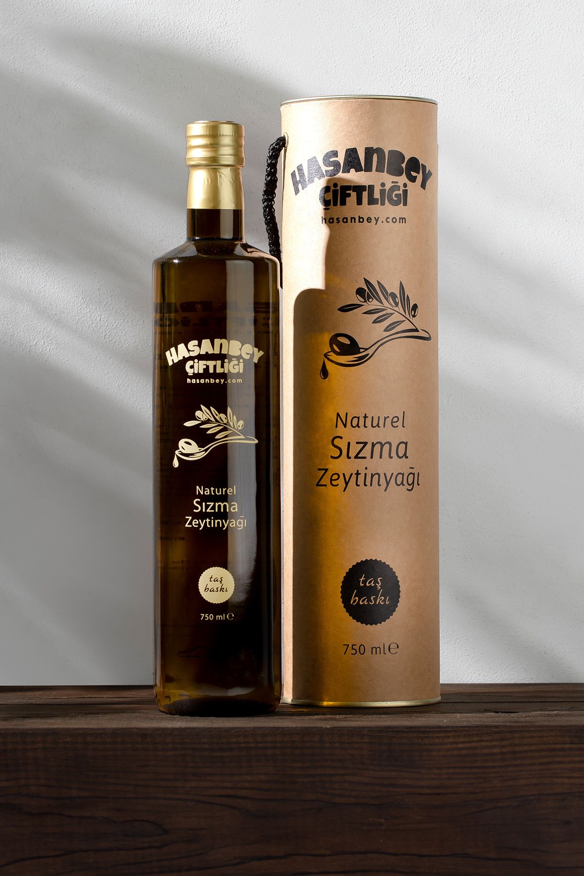 HASANBEY ÇİFTLİĞİ Naturel Sızma Zeytinyağı 750ml